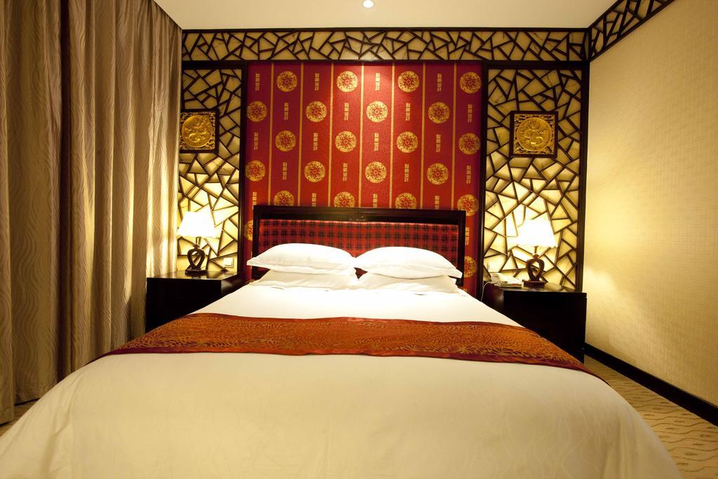 Hotel Graceland International 4*